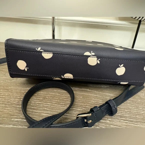 Kate Spade Navy and Cream Crossbody Bag - Picture 11 of 14